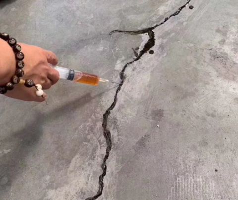 榕城混凝土裂缝修补技术详解​